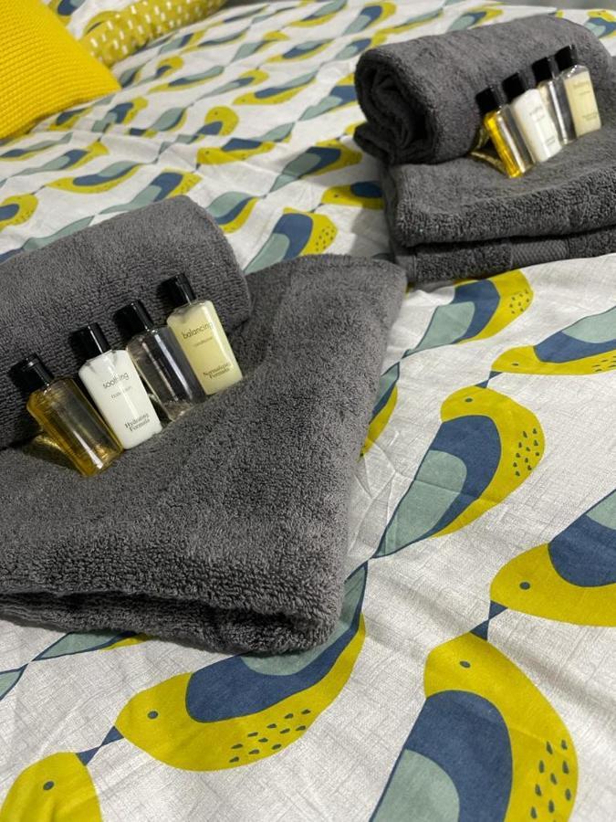 Grays Accommodation B&B מראה חיצוני תמונה