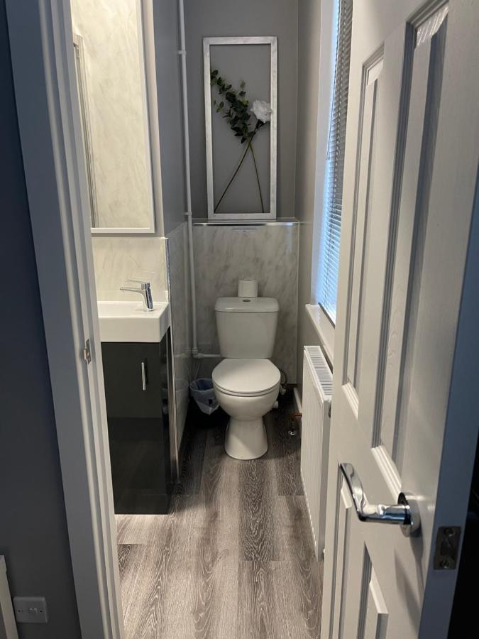 Grays Accommodation B&B מראה חיצוני תמונה