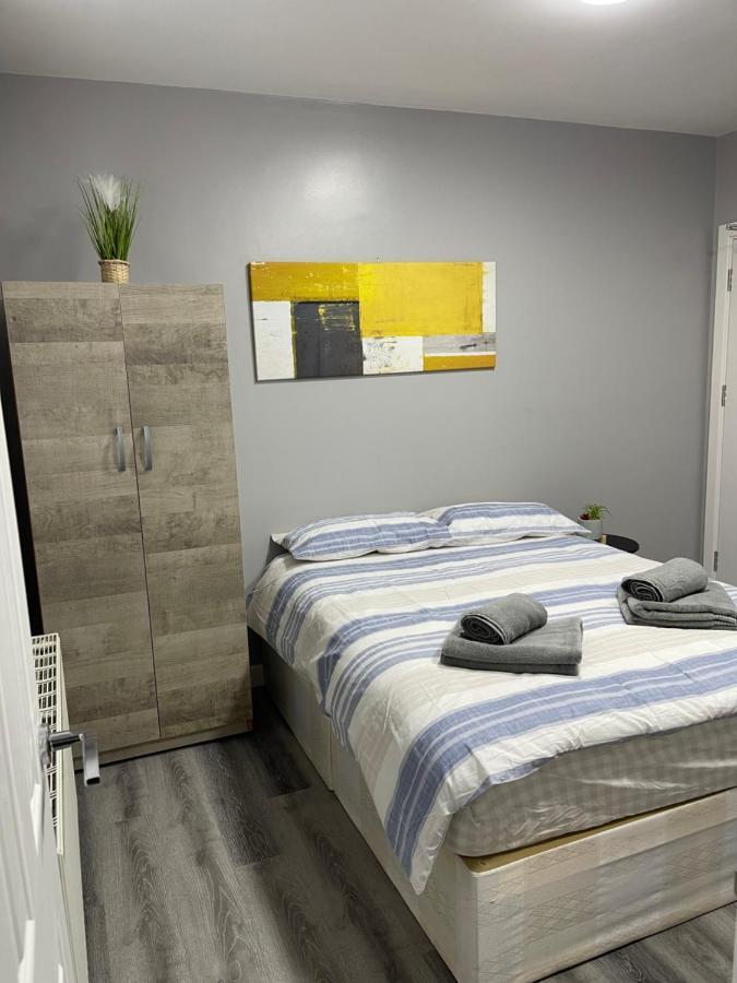 Grays Accommodation B&B מראה חיצוני תמונה